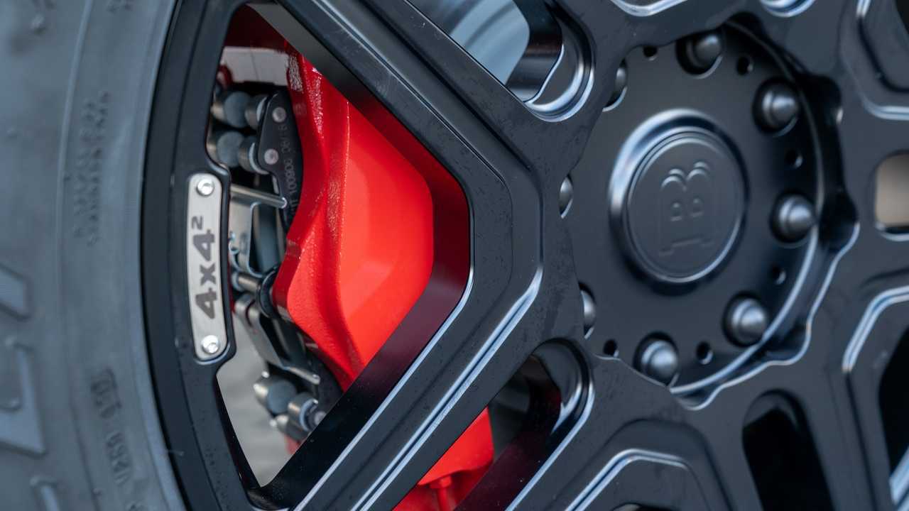 Brabus 700 4x4 Wheel