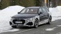 2020 Audi RS4 Avant lifting foto spia