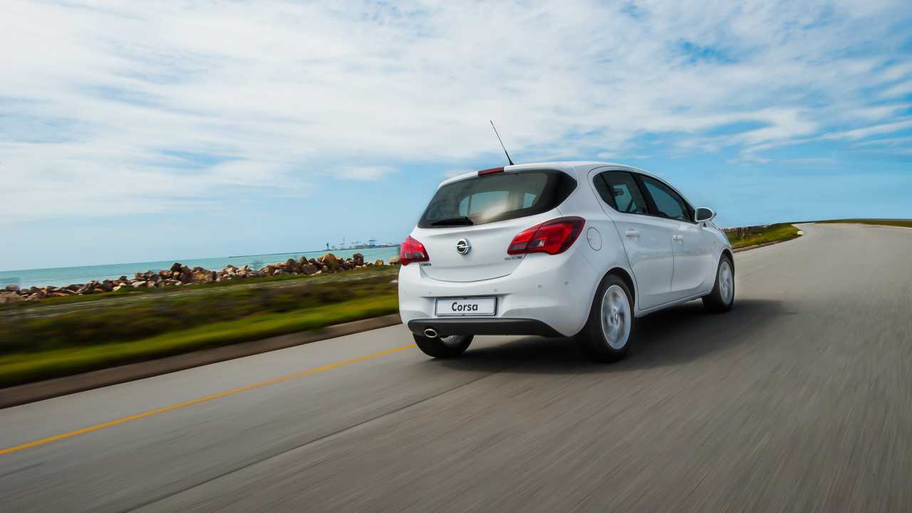 Opel Corsa, le foto storiche