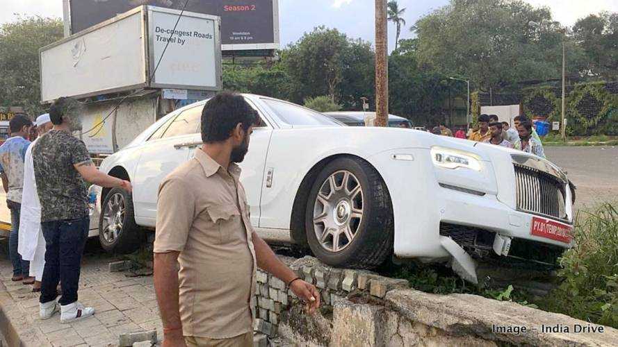 Rolls-Royce Ghost Crash