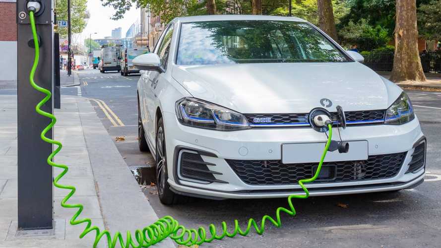 Plug-in hybrid sales suffer as new car market continues to shrink