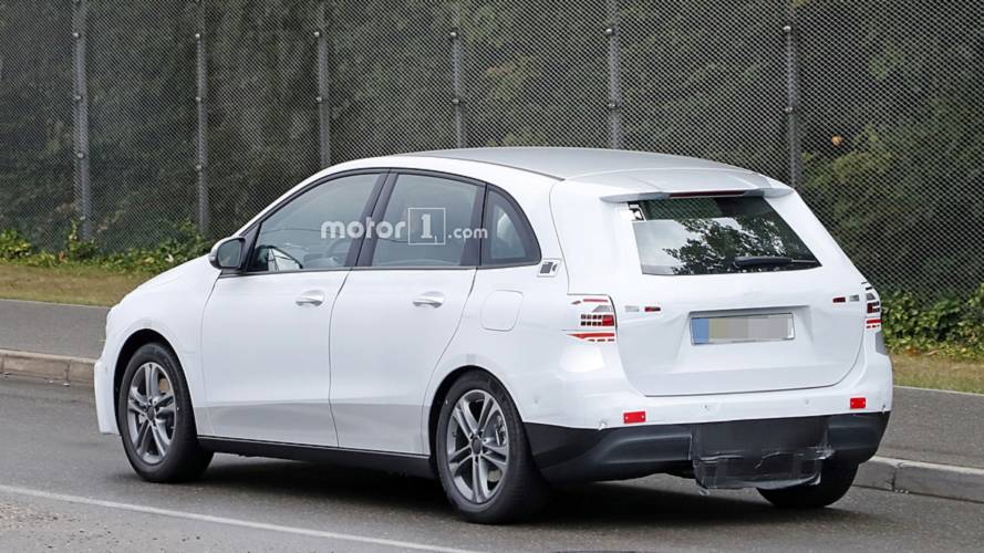 2019 Mercedes B-Class spy photo
