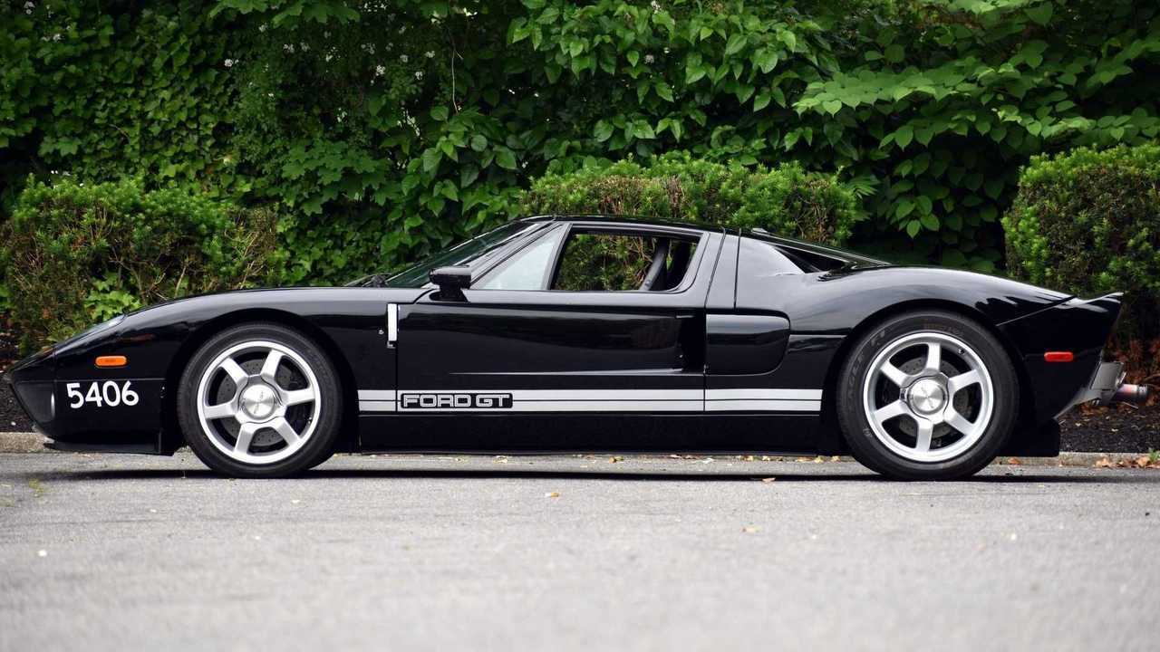 Ford GT que alcanza 8 km/h de velocidad máxima