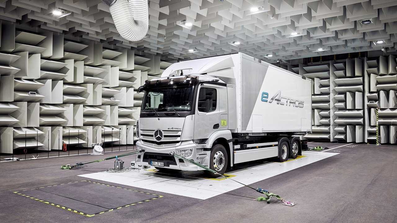 Mercedes eActros - prove temperatura
