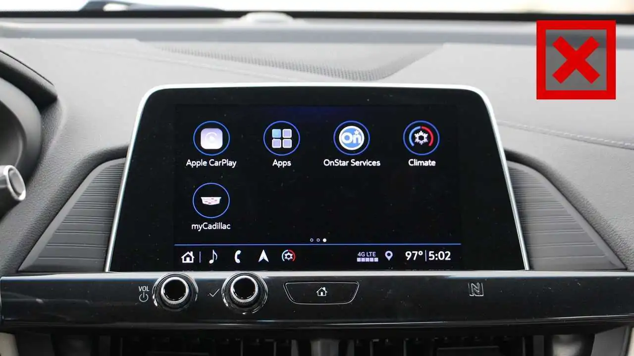 https://cdn.motor1.com/images/mgl/zP3l7/s3/small-infotainment.webp