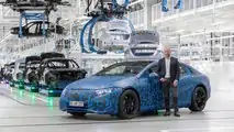 Mercedes EQS production at Factory 56