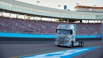 Nikola Tre BEV Alpha