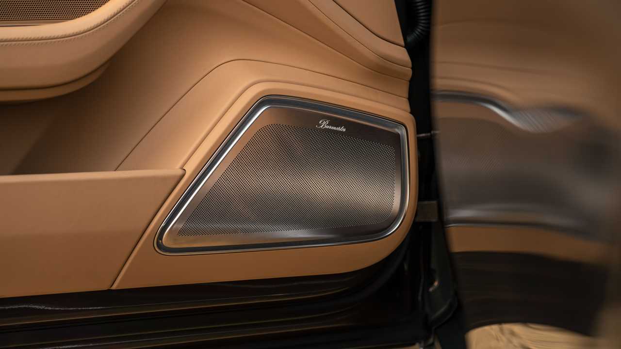 2021 Porsche Panamera 4S E-Hybrid Executive Interior Details