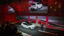 Seat Leon CUPRA live in Geneva