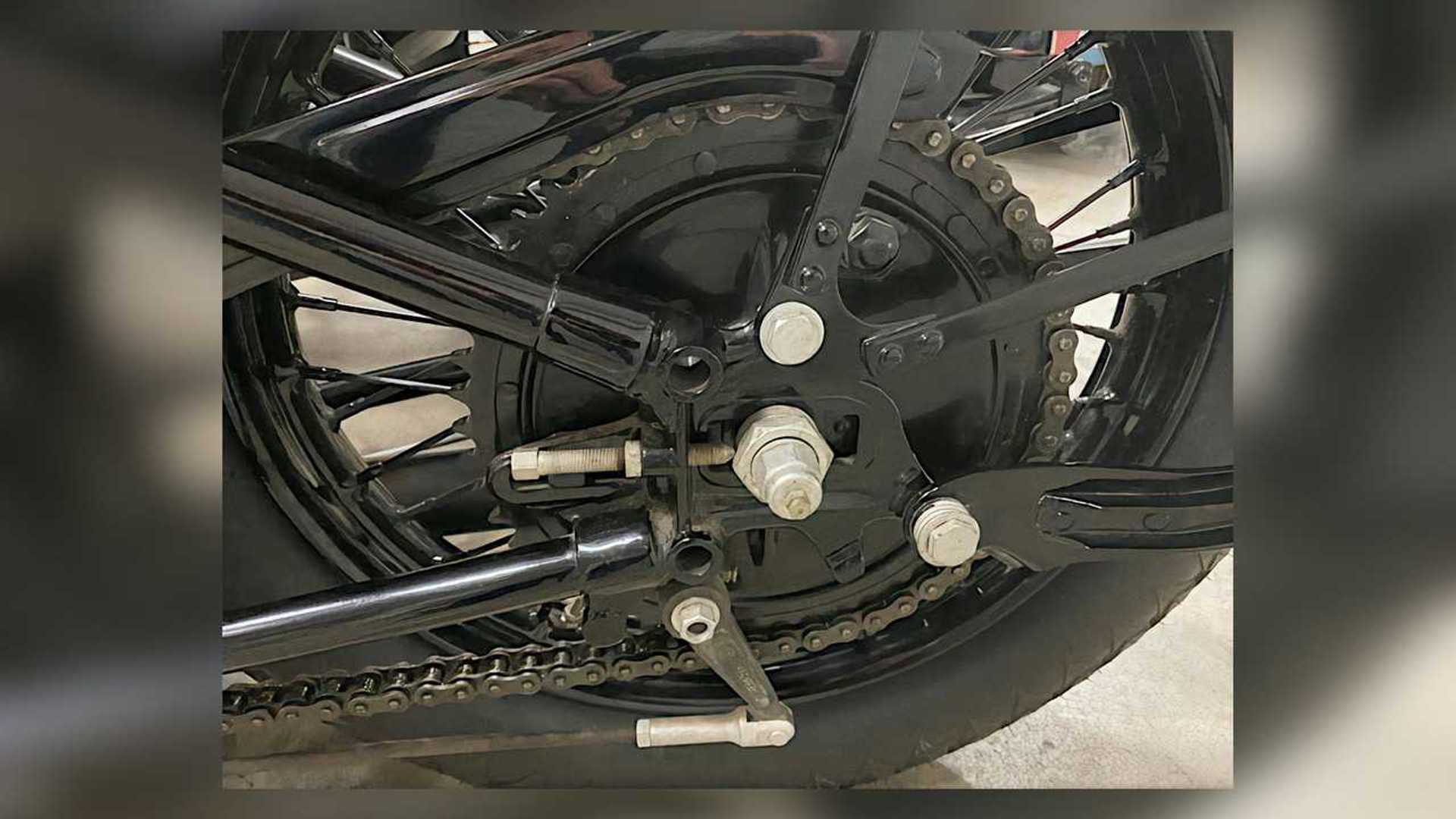 What's The Difference Between Chain, Belt, And Shaft Drive?