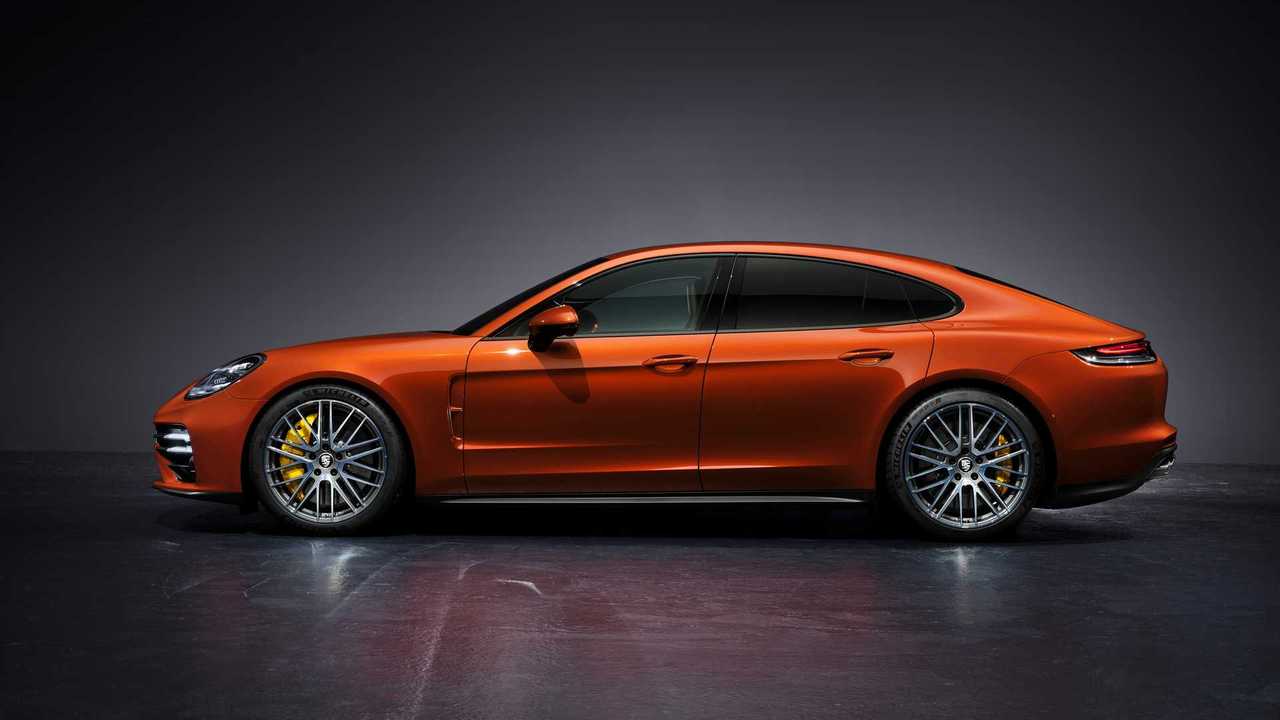Porsche Panamera Turbo S (2021): A vista lateral