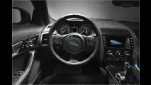 Fast&Furious: 322 km/h im F-Type SVR