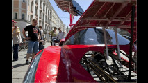 Oben Ferrari, unten Fahrrad
