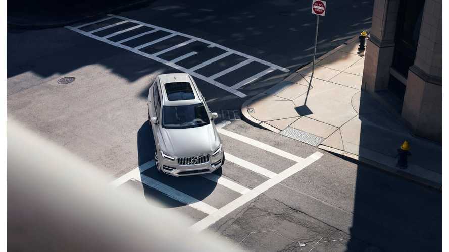 Volvo запустила в России электрический бренд Recharge