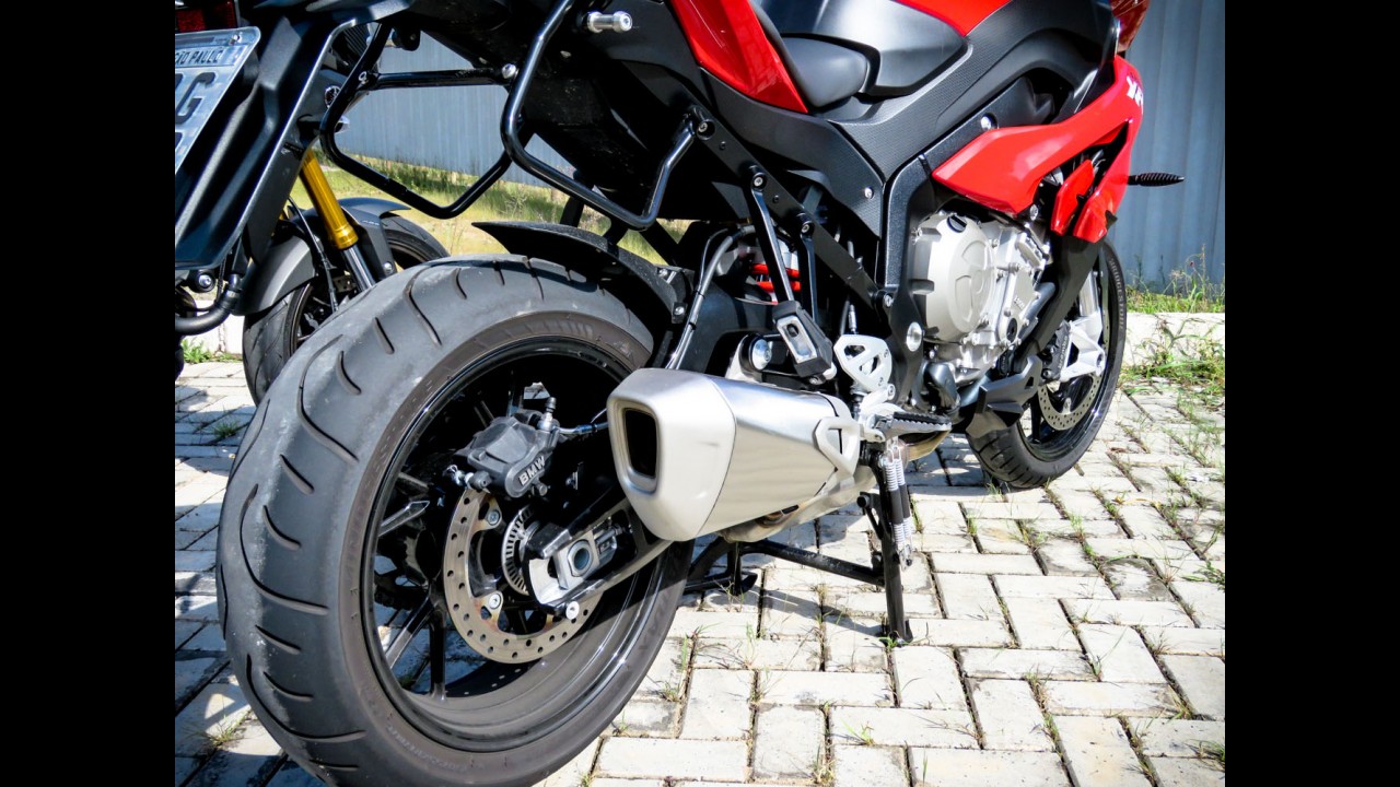 Avaliação: Yamaha MT-09 Tracer e BMW S1000 XR - o fascínio das novas crossovers