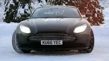 2018 Aston Martin DB11 Volante casus fotoğrafları