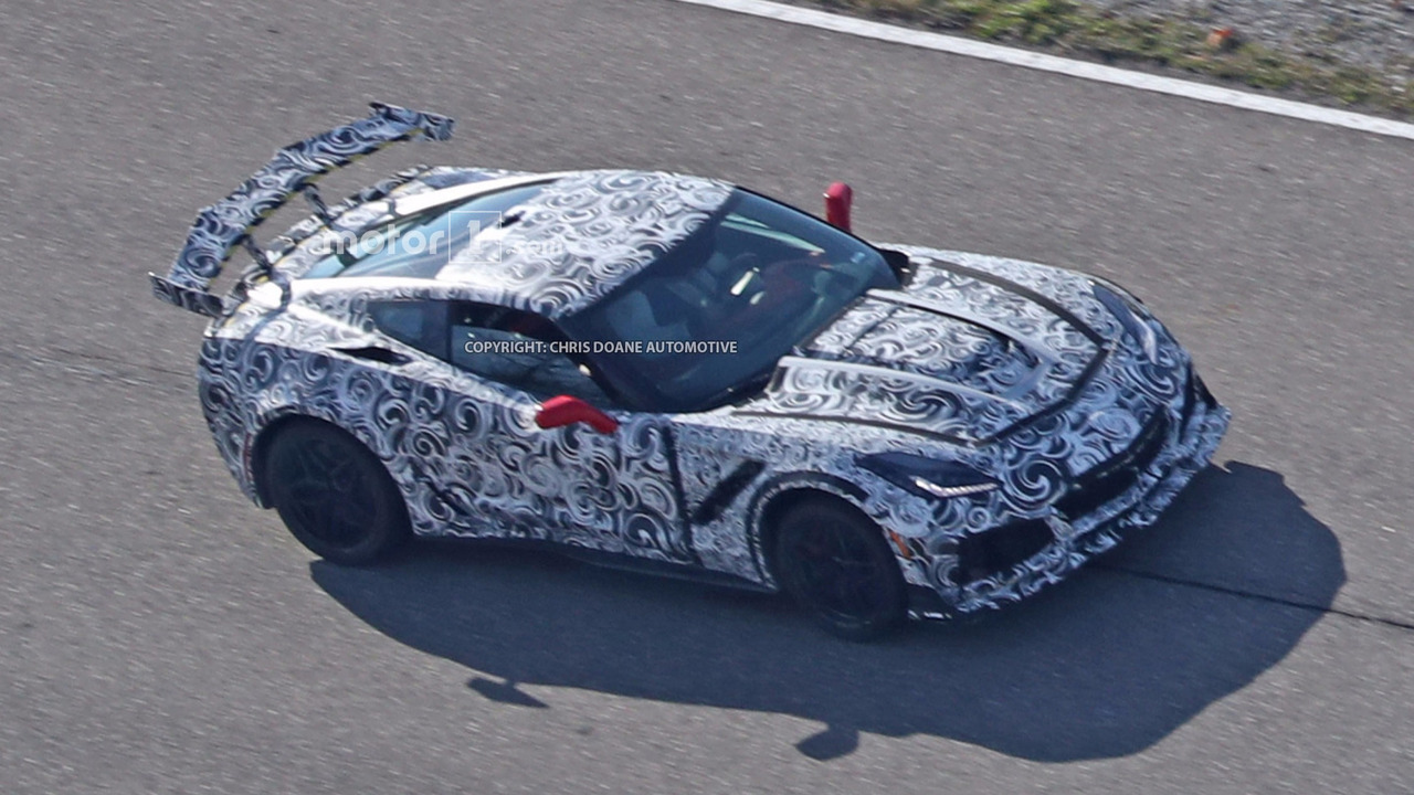 2018 Chevy Corvette ZR1 casus fotoğrafları