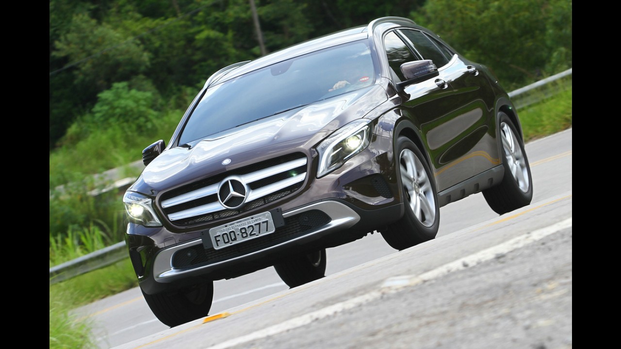 SUVs premium: Discovery Sport e Discovery 4 lideram em janeiro; XC90 avança
