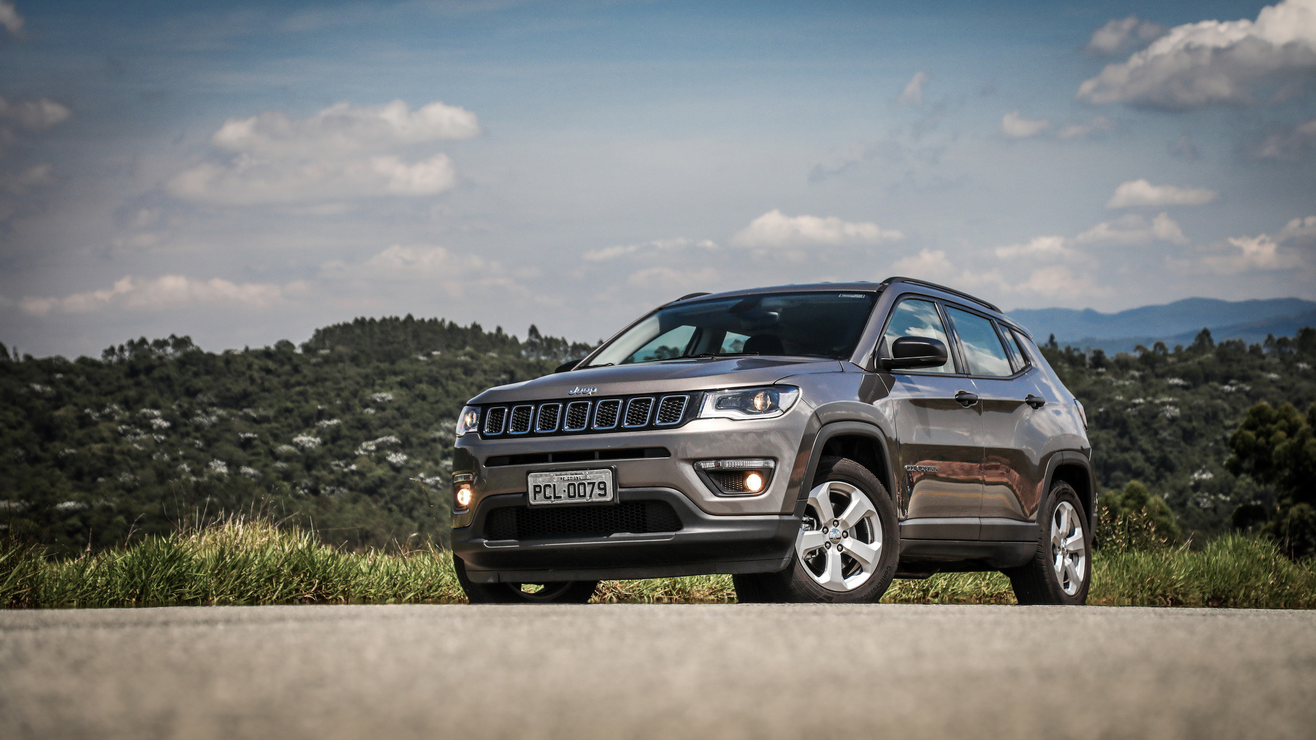 Jeep Compass x Honda Civic Fotos