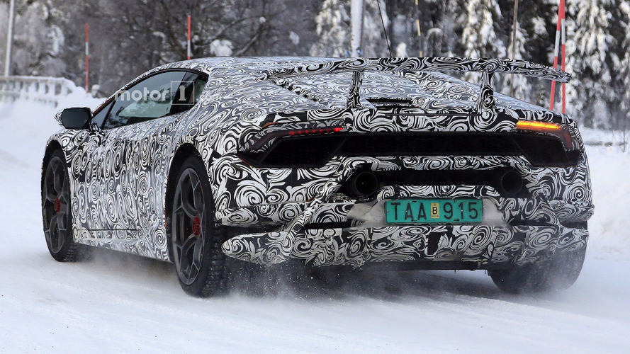 2018 Lamborghini Huracan Spyder Performante ve Huracan Superleggera casus fotoğrafları