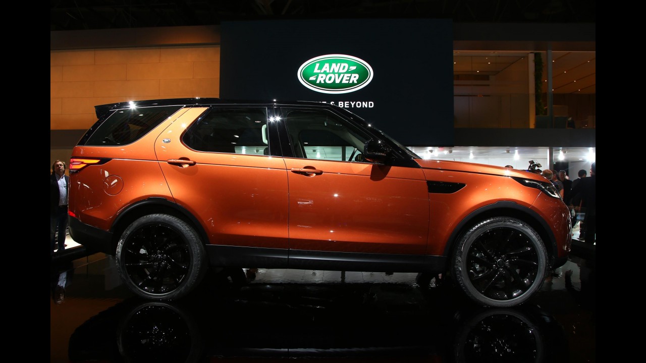 Novo Discovery 2018 será estrela da Land Rover no Salão do Automóvel