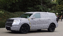 2019 Ford Explorer spy photos