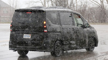 2017 Nissan Serena U.S. Spec spy photo