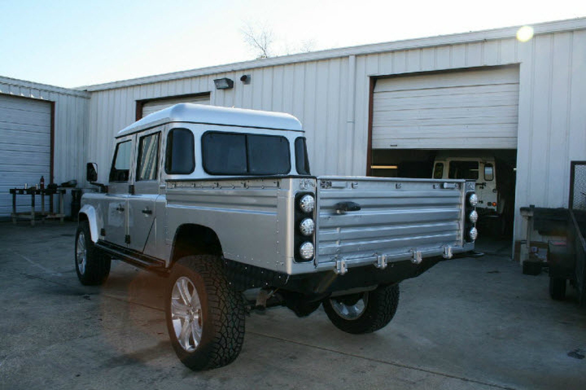 STOLEN VEHICLE ALERT: Land Rover Defender 130