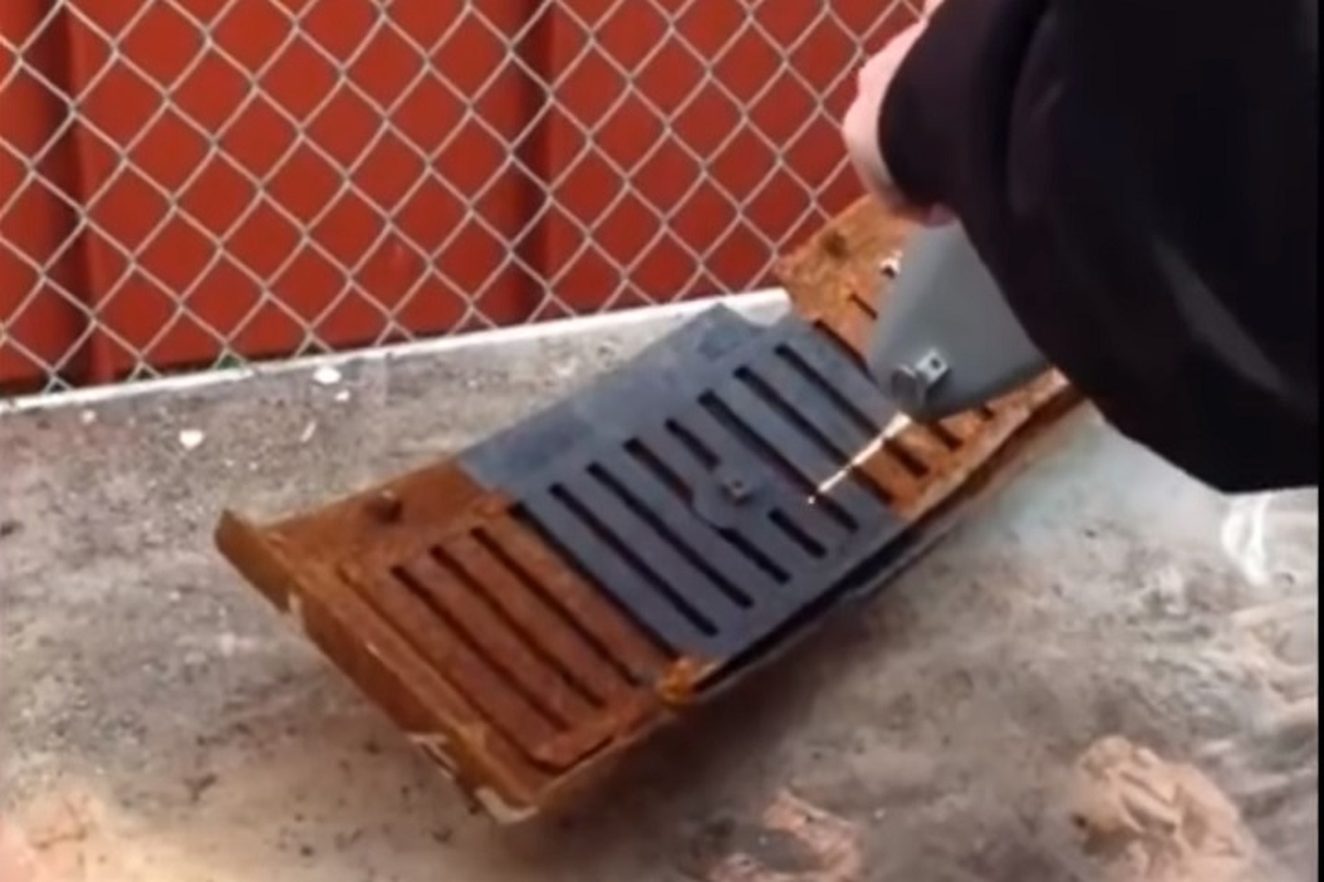 Watch This Crazy Powerful Laser Remove Rust in Seconds