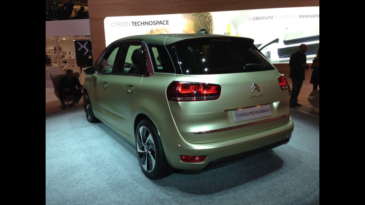 Direto de Genebra: Citroën vai "causar" com nova C4 Picasso