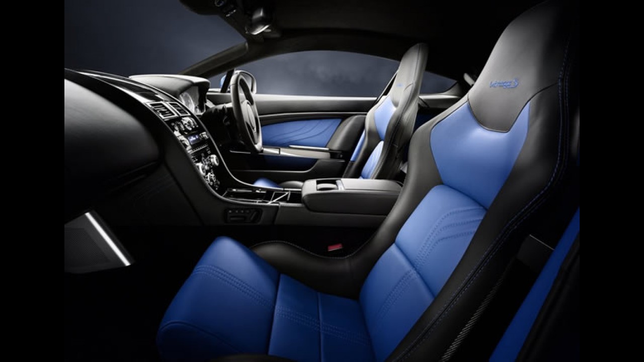 Aston Martin V8 Vantage S 2012: novo câmbio de 7 marchas e motor de 436 cv