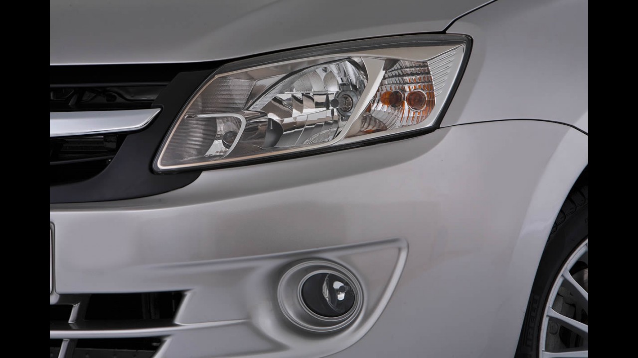 Lada apresenta o sedan Granta para mudar sua história
