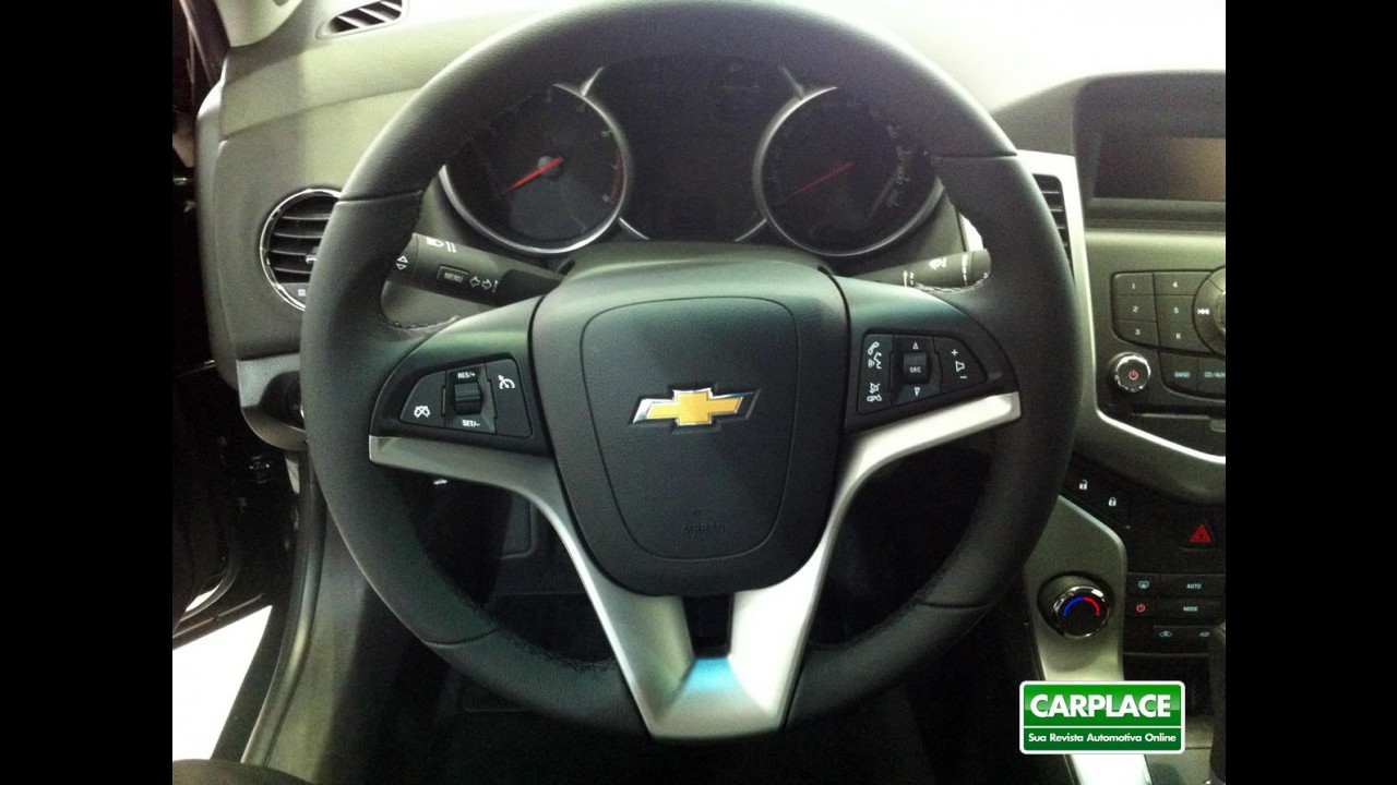 Conhecemos ao vivo: Novo Chevrolet Cruze 2012