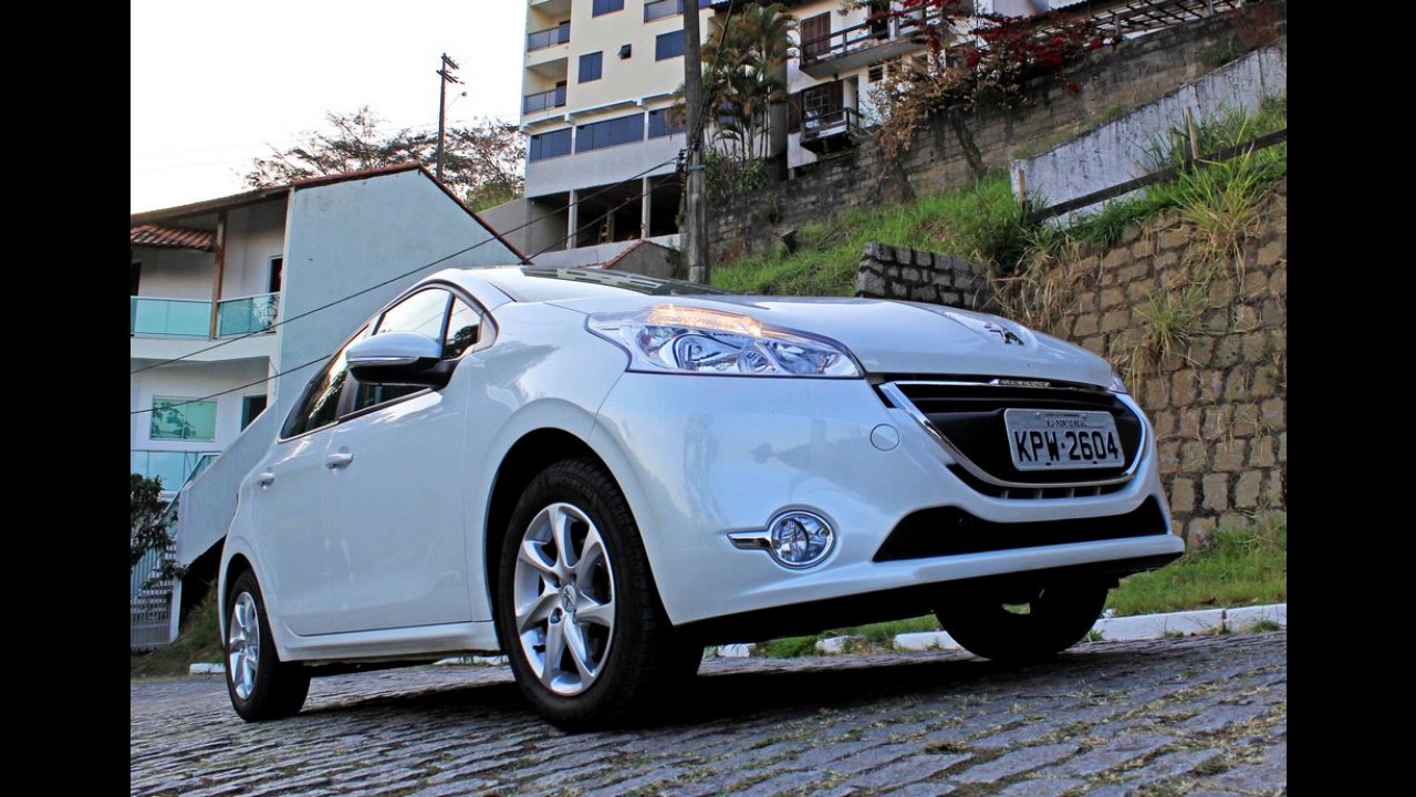 Garagem CARPLACE 5#: 1.200 km de viagem e consumo do 208 com gasolina