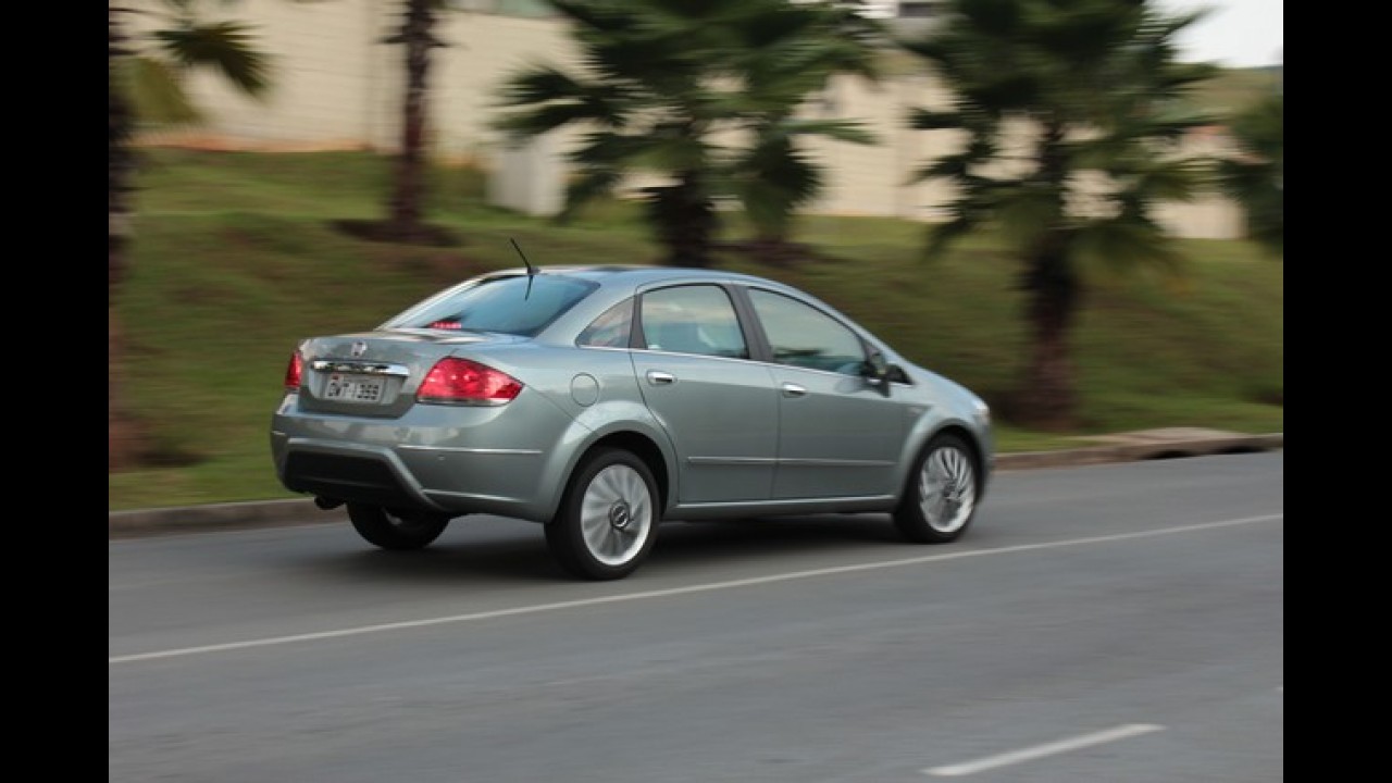 Teste CARPLACE: Linea baixa a bola e chama Sonic para a briga