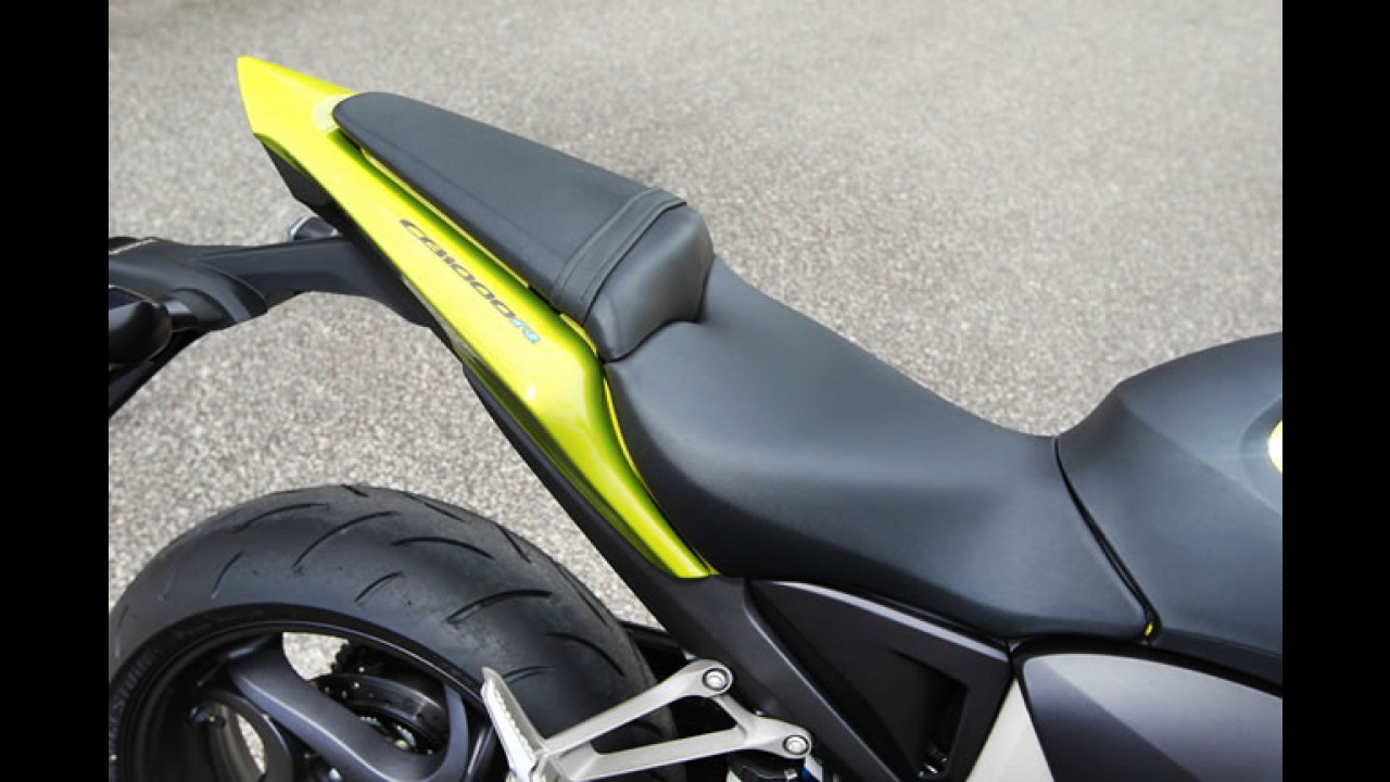 Volta rápida: Honda CB 1000R - Acelerando a moto do ano