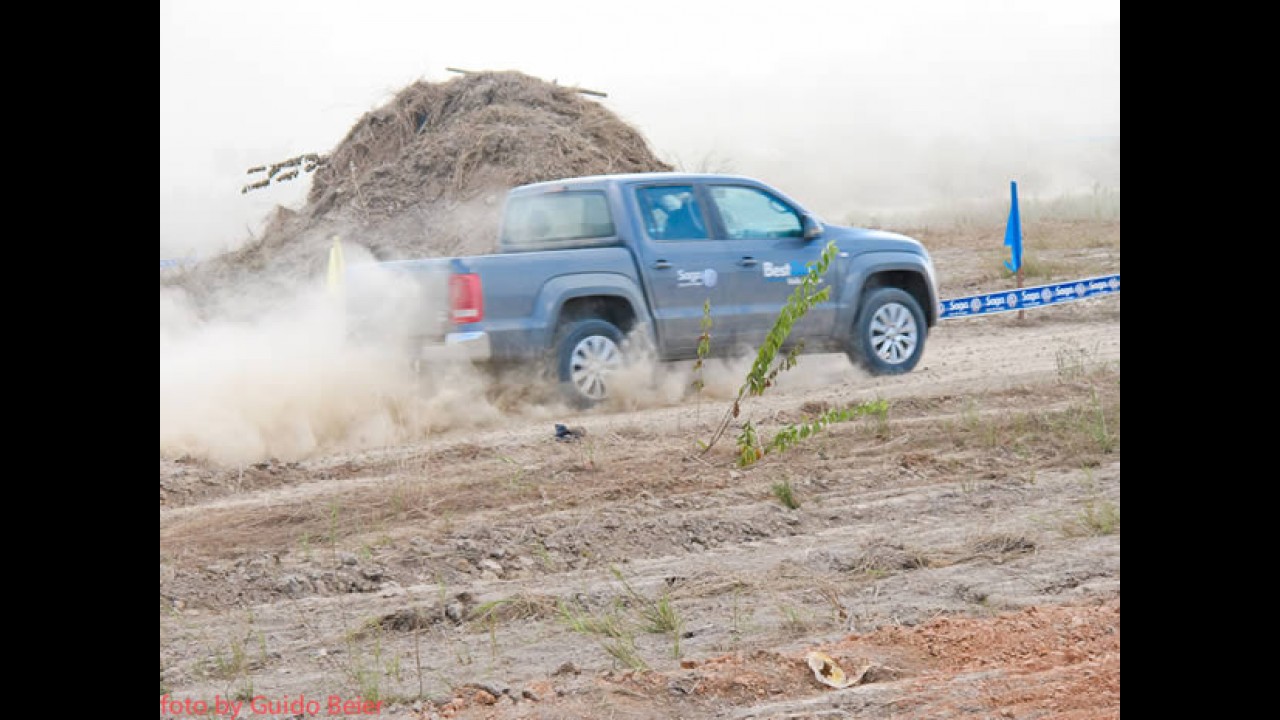 Leitor testa a VW Amarok em circuito Off-Road e conta as impressões - Veja fotos