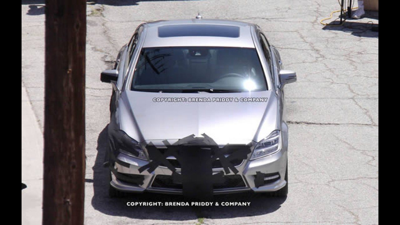 Segredo? Novo Mercedes CLS 2011 é flagrado em sessão de fotos