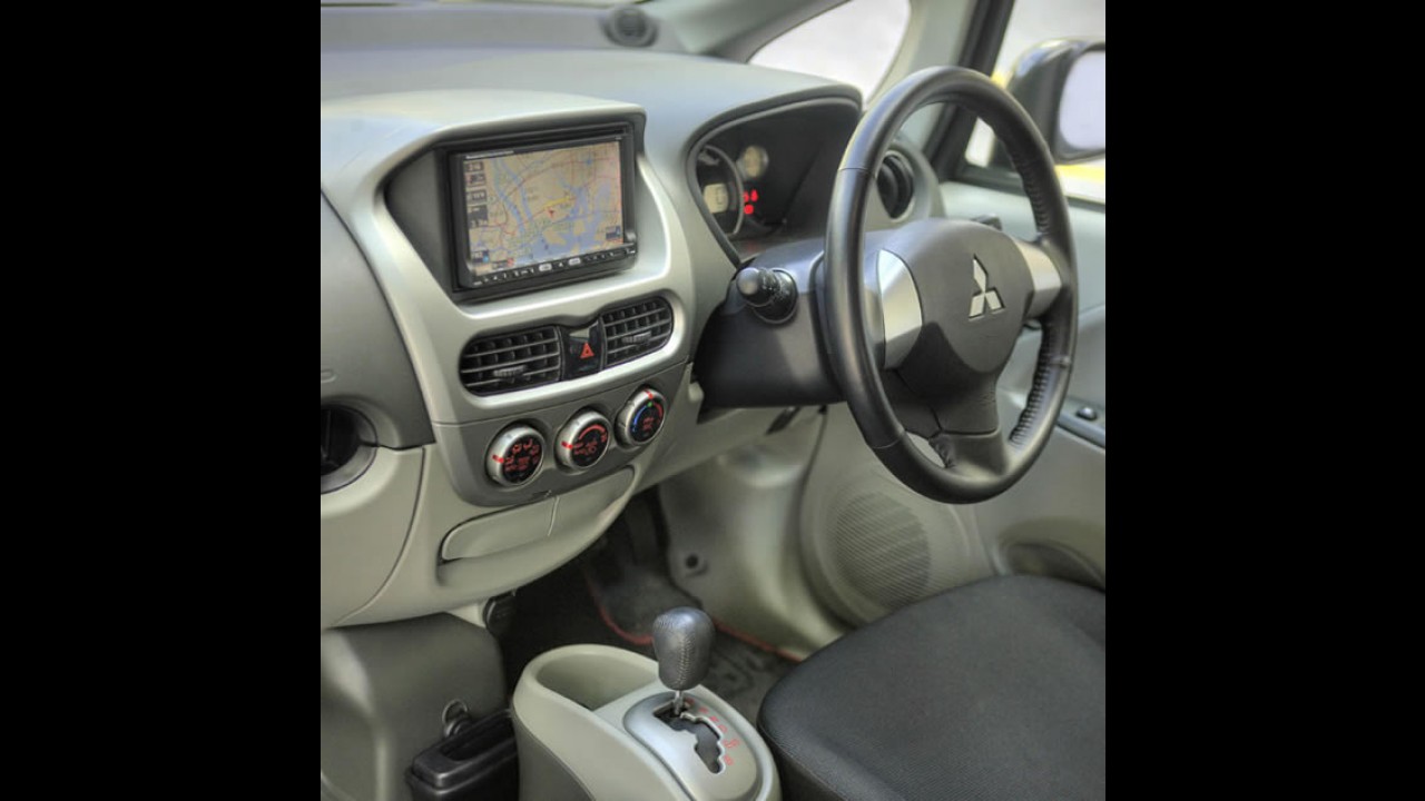 Mitsubishi i-MiEV já está em testes no País - Modelo foi mostrado no Simpósio SAE BRASIL