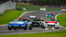 2017 Mazda MX-5 Cup Car M1 Concourse | Gallery