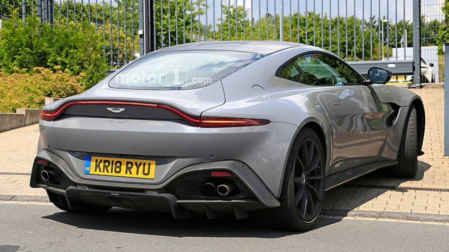 Aston Martin Vantage S