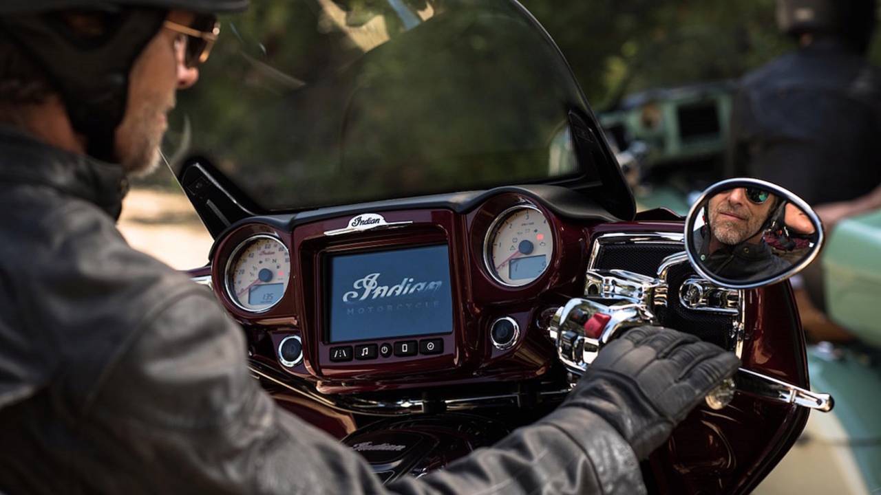 Indian Unveils New Infotainment System for Roadmaster, Chieftain