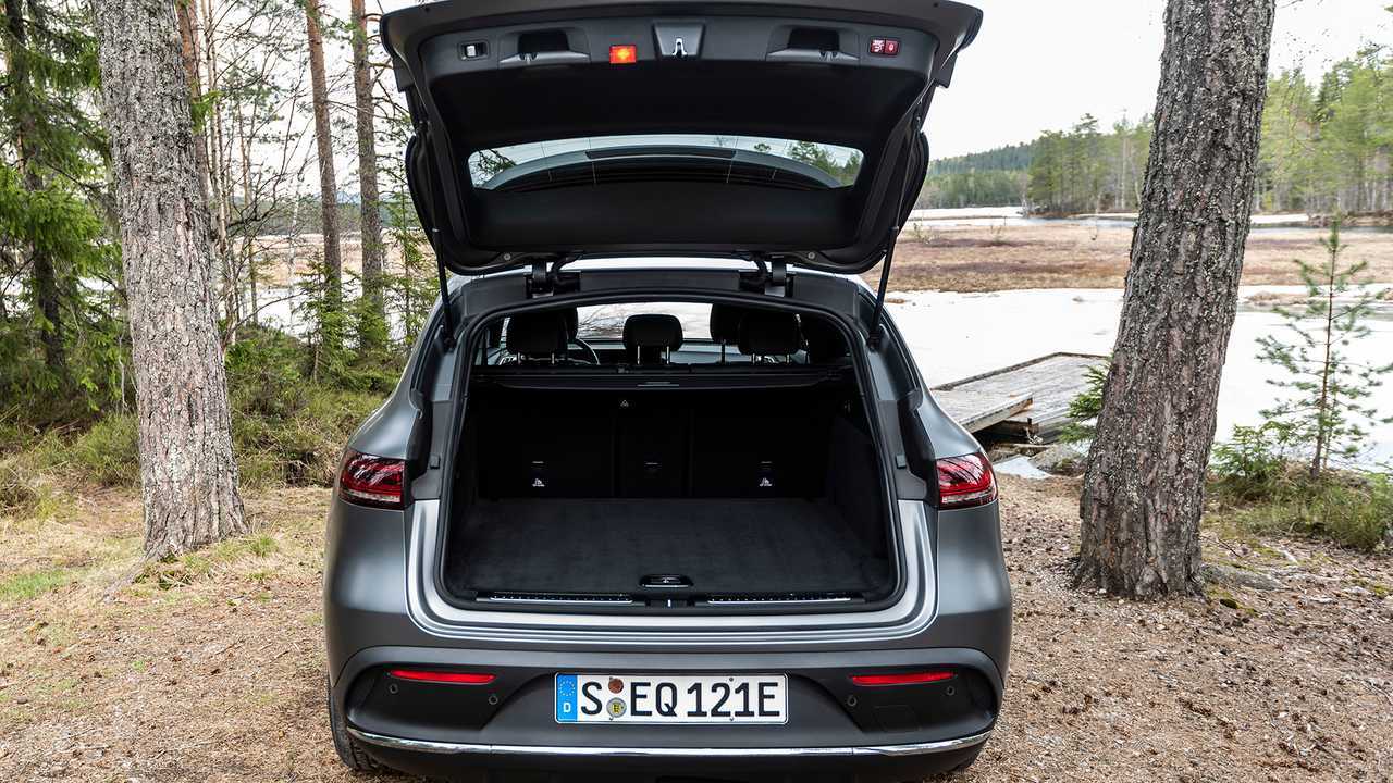 Mercedes EQC, prima prova su strada