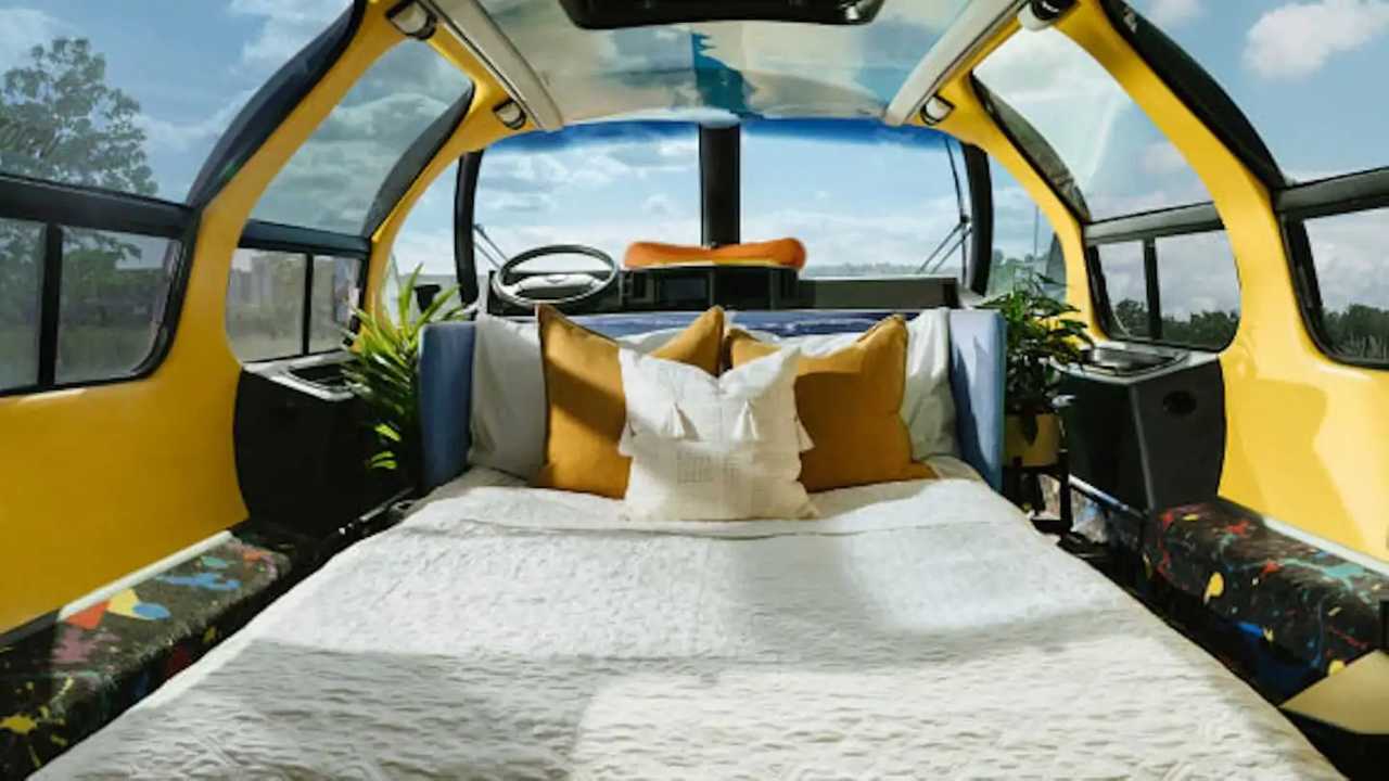 Оскар Майер Weinermobile теперь на Airbnb в аренду