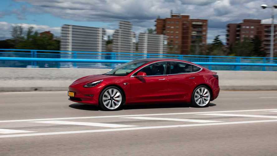 Tesla Model 3: Preise für Topversion plötzlich 9.000 Euro niedriger