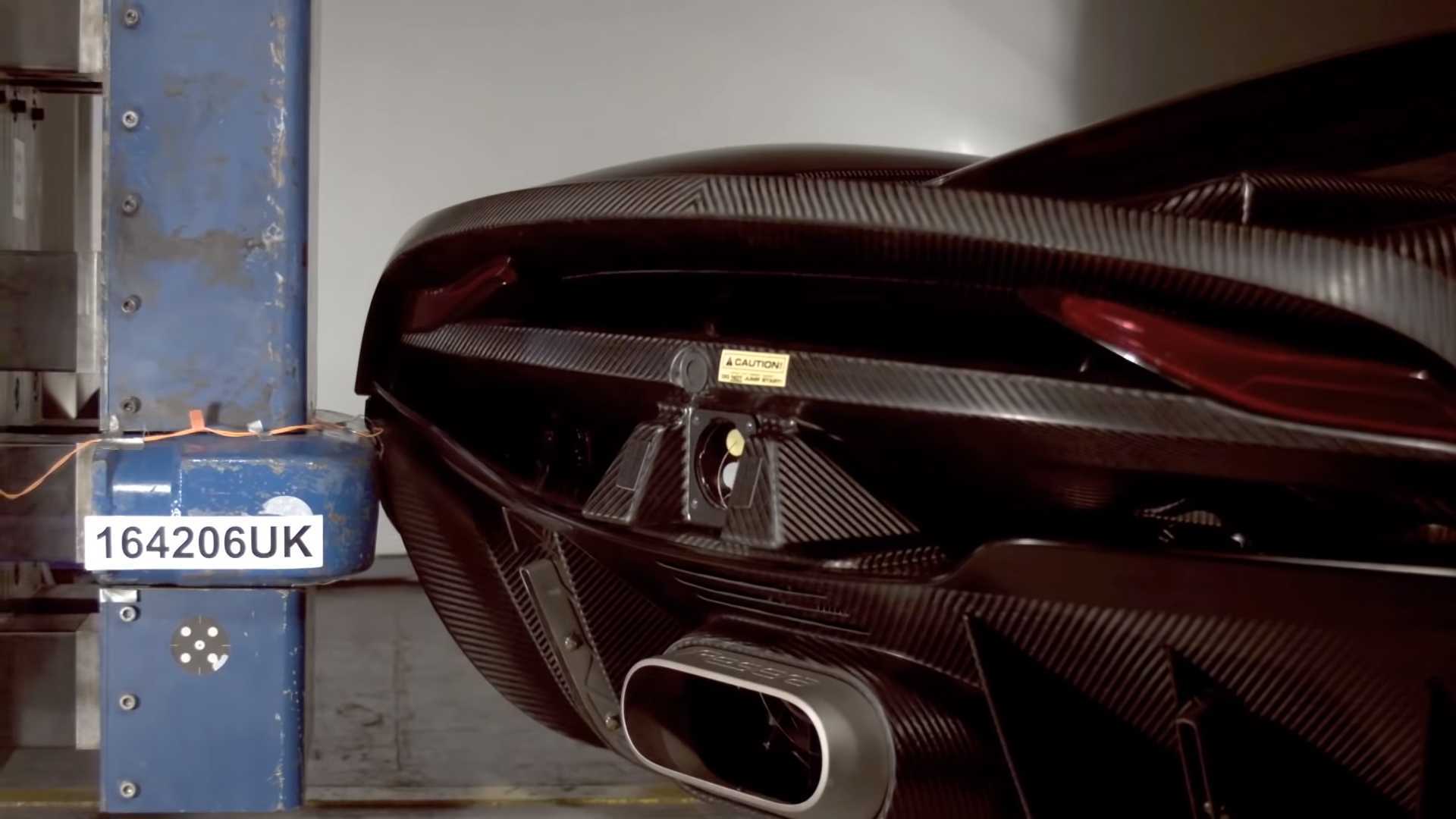 Koenigsegg показал, как проводит краштесты своих гиперкаров