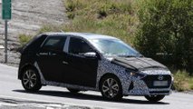 Yeni Hyundai i10 Bol Kamuflajlı Casus Fotoğrafları