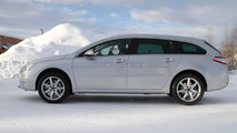 Peugeot 508 SW Allroad spied 09.02.2011
