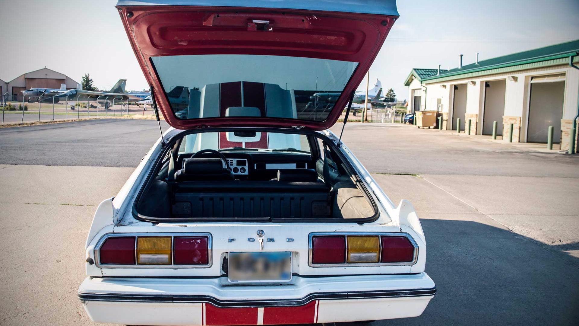 1977 Mustang Rear End
