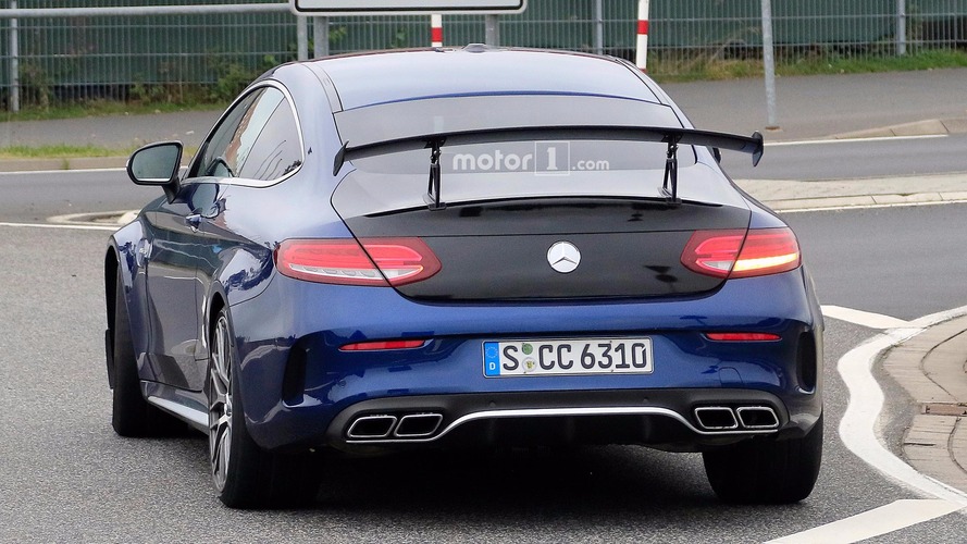 Mercedes-AMG C63 R Coupe Casus Fotoğrafları